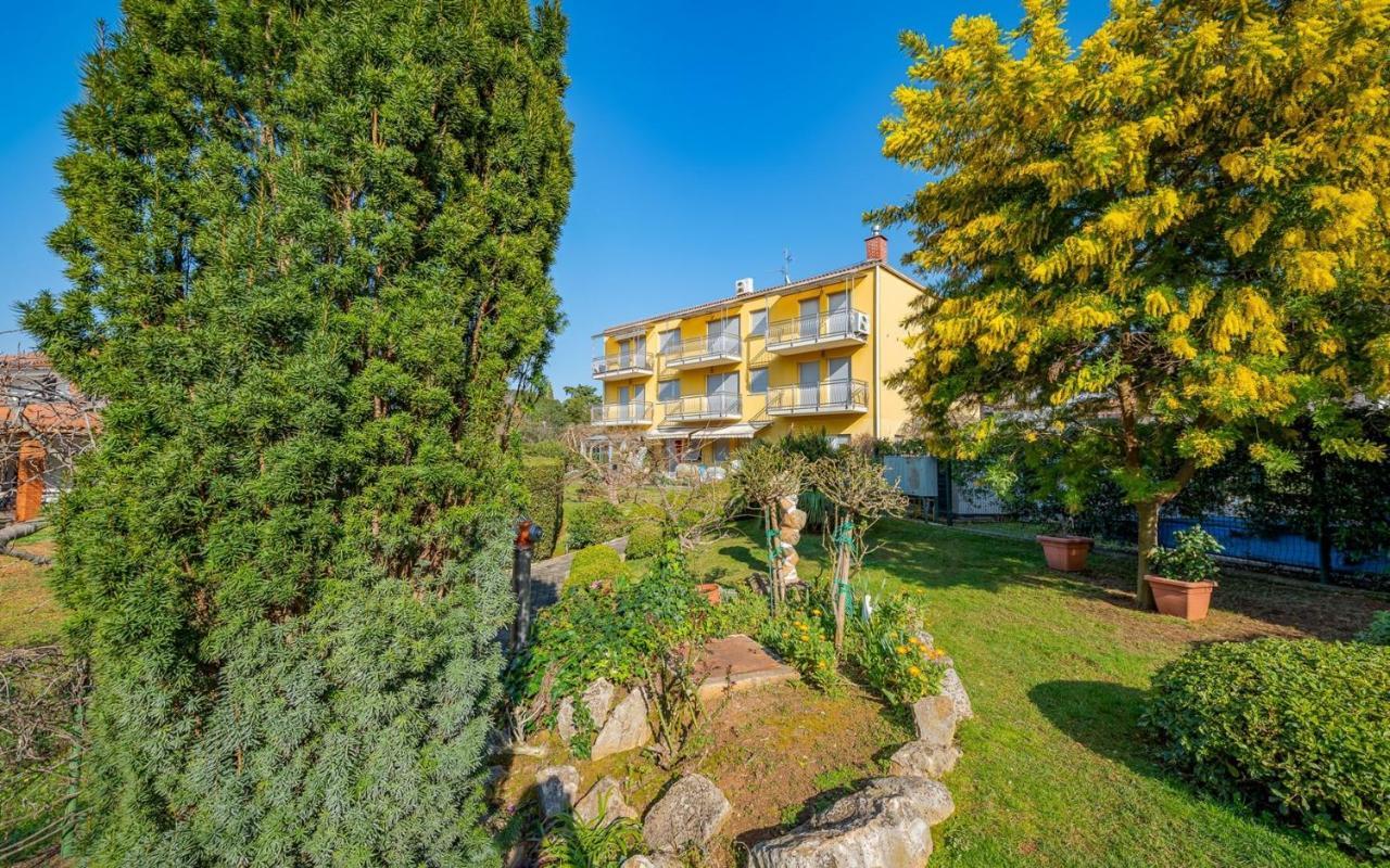 Valessia House With Apartment Umag Dış mekan fotoğraf